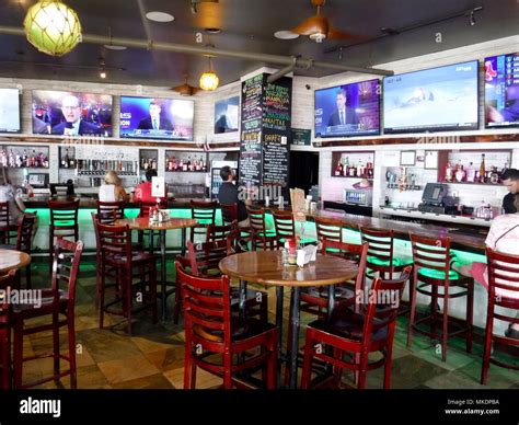 Lu Lu's bar restaurant at Waikiki beach Oahu Hawaii Stock Photo - Alamy