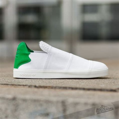 Chaussure on sale pharrell williams