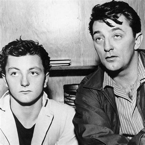 Unveiling The Legacy: Robert Mitchum's Son, Beyond The Shadow