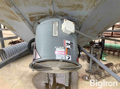 Homemade Drive Over Grain Hopper 的图像结果