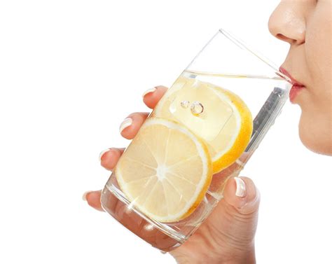 Why drinking hot water and lemon in the morning is healthy? Here are all the benefits