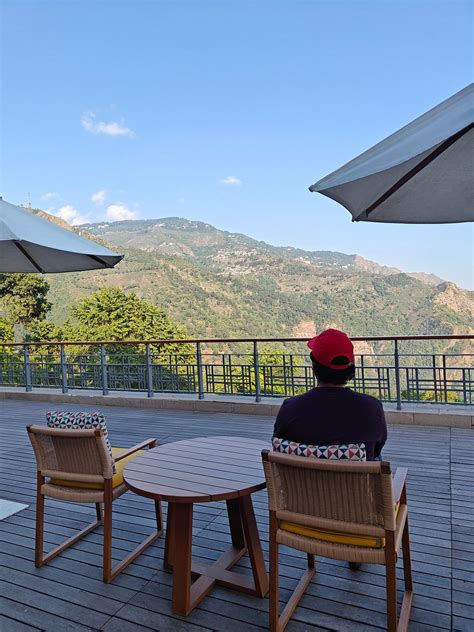 TAJ CHIA KUTIR RESORT & SPA DARJEELING (Makai Bari Tea Garden) - Hotel ...