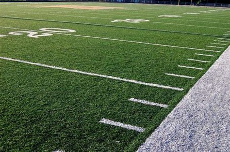 Football Field 的图像结果