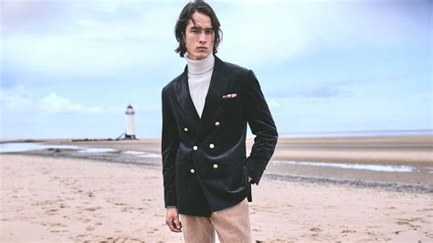 Maglieria donna: maglie, maglioni e cardigan | Brunello Cucinelli