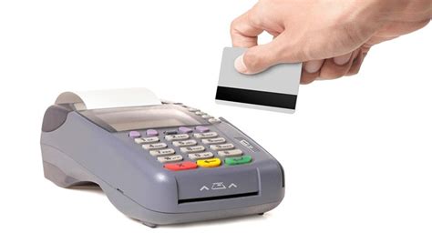 Credit Card Swipe Charges : 5 Swipe Machine Charges To Know | IDFC ...
