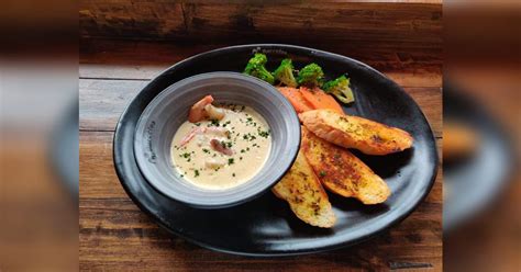 Try Out Their Delicious Mexican Cuisine With 21 Different Sangria ...