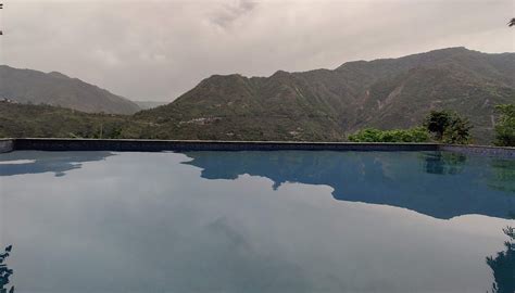 ITHARNA ETERNITY RETREAT (Gadool) - Lodge Reviews, Photos, Rate ...