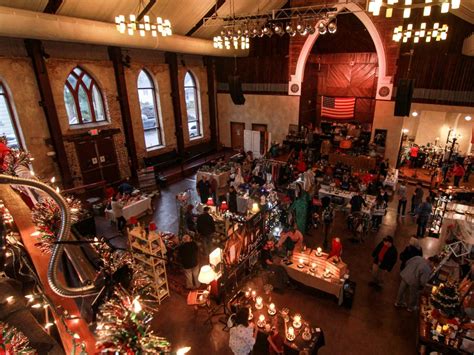 Wilmington NC Holiday Celebrations | Light Displays & Shops