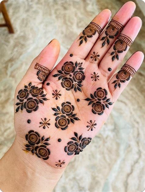 Elegant Khafif Mehndi Designs | Latest Simple & Stylish Ideas