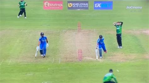 Comedy Of Errors By Ireland Fielders During 1st T20I Against India Give ...