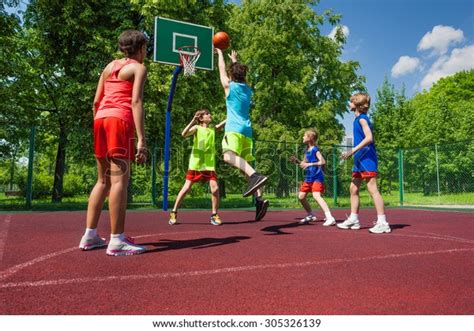 Basketball Children 的图像结果