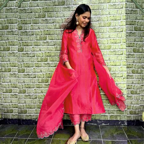 Coral Chanderi Kurta & Pants Set | Dori and Threadwork Embellishments ...
