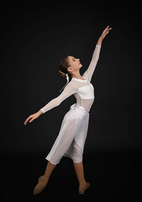 Image result for Perfect Harmony Dance Tutorial