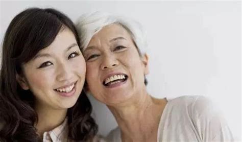 女人50岁后，若没有5种表现，长寿会与你“有缘”_腾讯新闻