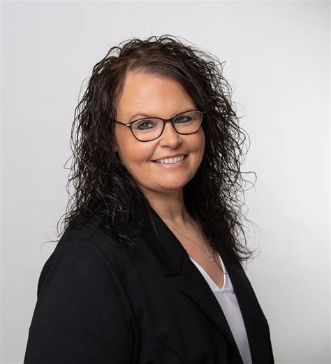 Camdenton | Banking Services and Solutions | Heritage Bank