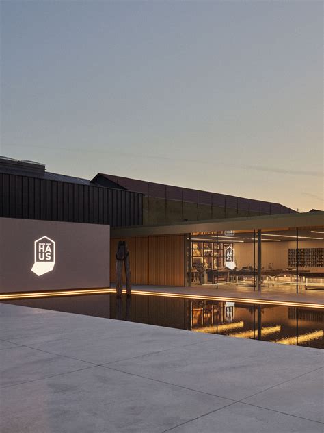 Story, spaces and features of Golden Goose HAUS