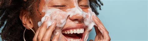 Winter-Proof Your Routine: Facewash for Dry Skin That Doesn’t Strip Oi ...