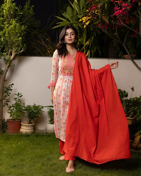 Geometric Printed Coral Suit Set – Ambraee