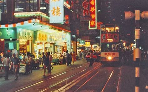 【复古】香港80年代街头夜景(重制版)_哔哩哔哩 (゜-゜)つロ 干杯~-bilibili