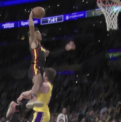 Jalen Johnson is Austin Reaves father : r/hawkscirclejerk