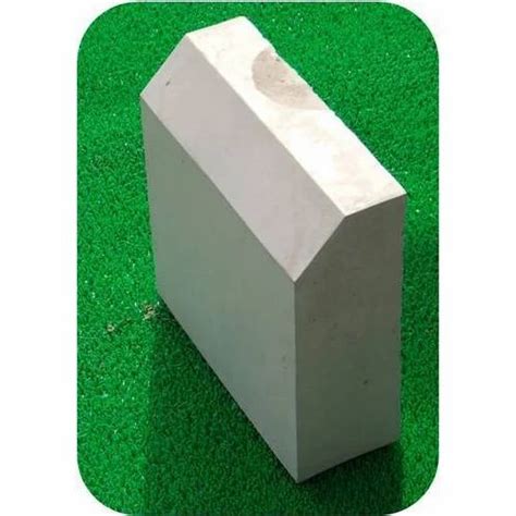 Kerb Stone - 300x300x100mm RCC Kerb Stone Manufacturer from Gurgaon