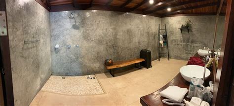 Beautiful place with great pool area suitable for a family of 4 in one ...