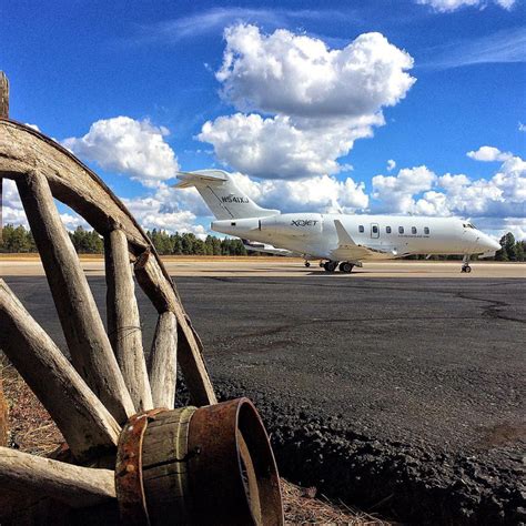 Challenger 300 (N541XJ) Xojet, Inc. S/N 20279