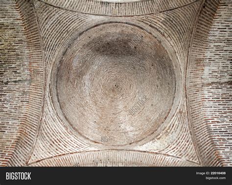 Brick Dome 的图像结果