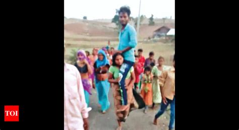Gujarat women’s commission seeks report on mob justice, 14 arrested ...
