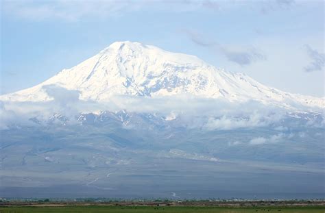 Mount Ararat | Location, Meaning, Elevation, Map, & Facts | Britannica