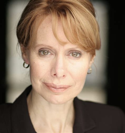 Barbara E. Robertson - Biography, Height & Life Story | Super Stars Bio