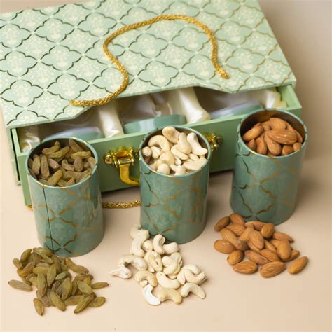 Dry Fruit Hampers