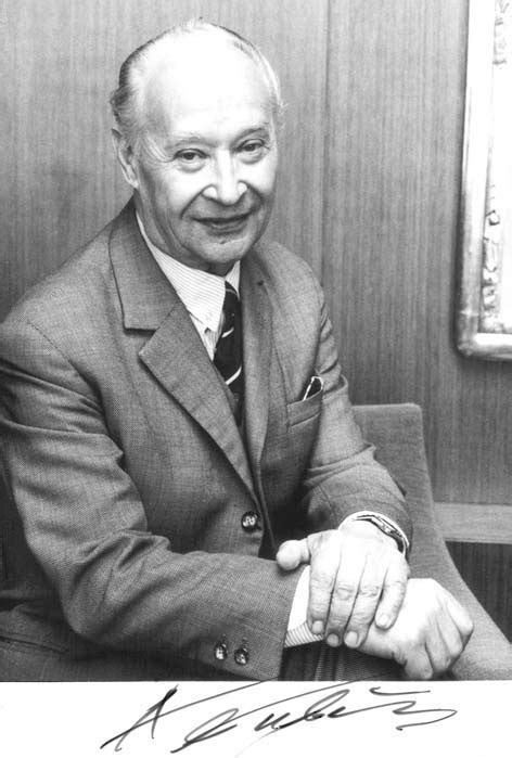 Alexander Dubçek (Alexander Dubček) Kimdir, Hayatı ve Resimleri