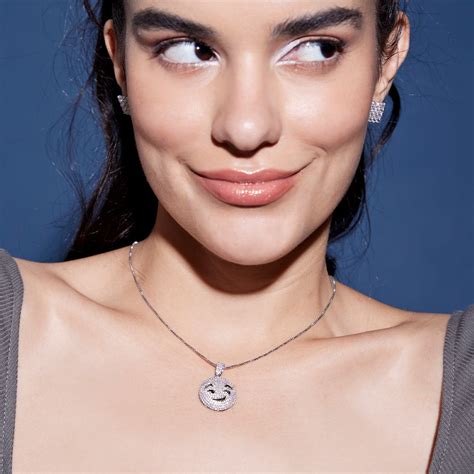 Smirk Emoji Pendant – Zillionaireindia