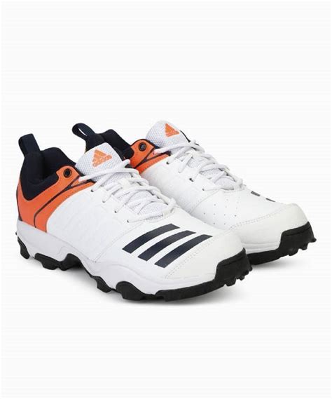 ADIDAS CRICKET 22 YARDS TRAINER Cricket Shoes For Men - Buy ADIDAS ...