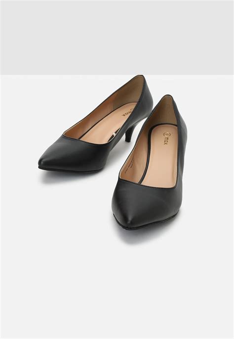 Buy Women Solid Heel Pumps Online at just Rs. 1299.0 - 1000011700521 ...