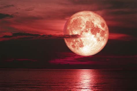 June 2026 Strawberry Moon: Time, Dates, and Facts | Almanac.com
