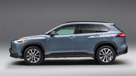 Toyota Corolla Cross - Canada, prix, nouveautés, spécifications, photos ...