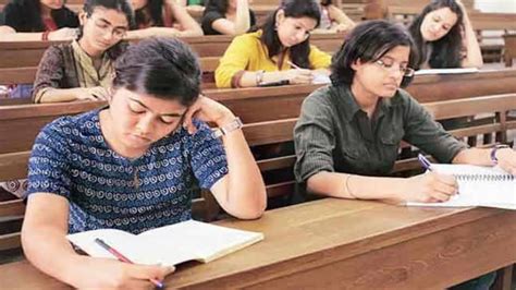 At DU, answer sheets become diaries as students pen poems and rants ...