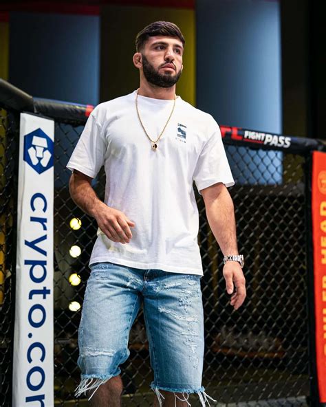 [100+] Arman Tsarukyan Wallpapers | Wallpapers.com