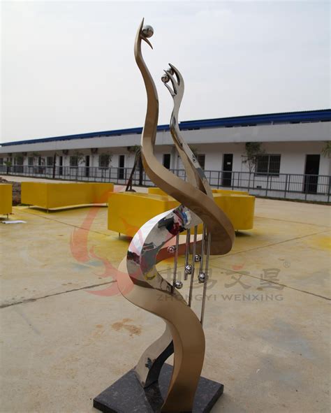 产品中心_南京不锈钢雕塑|锻铜雕塑厂|玻璃钢雕塑公司|南京金叶子雕塑工程有限公司