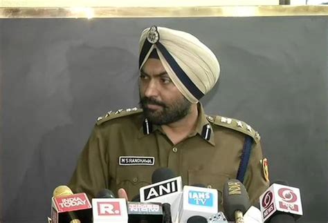 Used minimal arms to curtail protests: Delhi Police on anti CAA protest ...