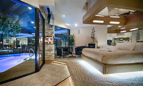 SYBARIS FRANKFORT - Specialty Hotel Reviews, Photos, Rate Comparison ...