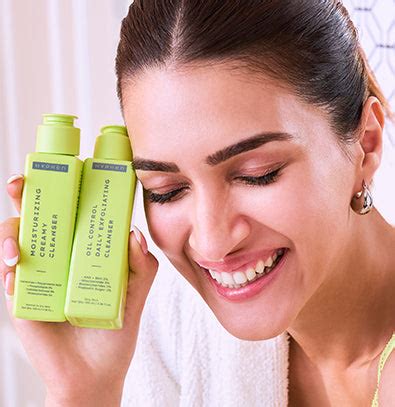 Face Cleansers 101: Everything You Need to Know! – HYPHEN