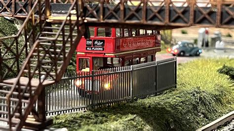 Model Train LED Light 的图像结果