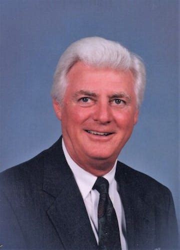 Patrick E. Mahoney Obituary - Green Bay Press-Gazette