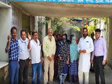 Jhalawar News People troubled by drinking water supply surrounded PHED ...