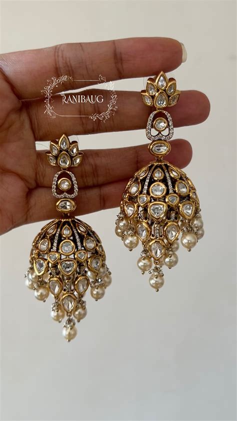 Alaana Regal Kundan-Polki Jhumka Earrings with Pearl Clusters in Antiq ...