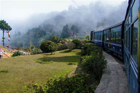 How to Reach Darjeeling by Road, Train & Air | Best Way To Recach ...