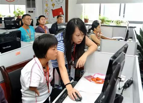 江苏举办残疾人就业联合招聘会，188名大学生初步达成就业意向_中国江苏网